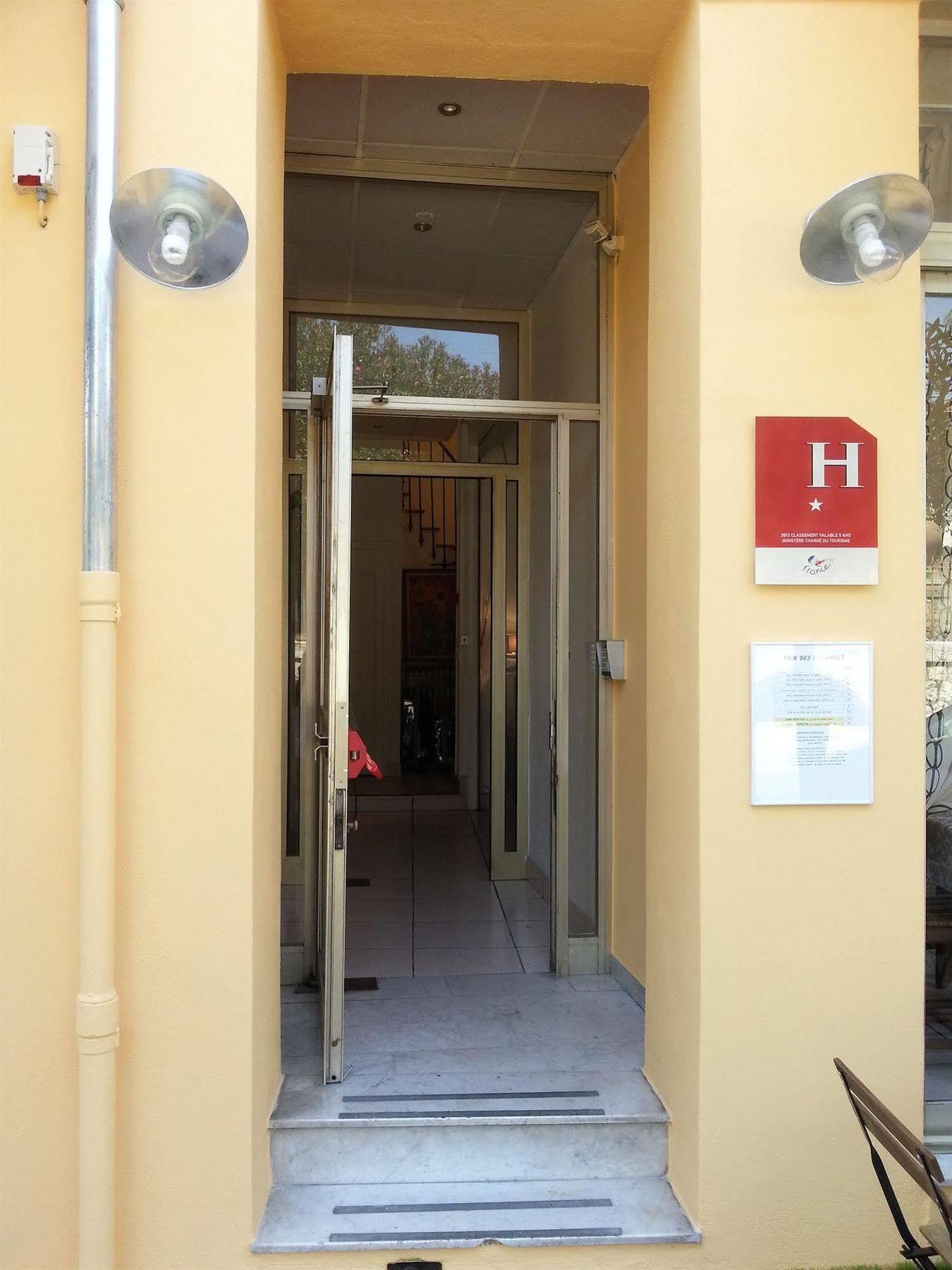 Hotel De Belgique A Menton Exteriér fotografie